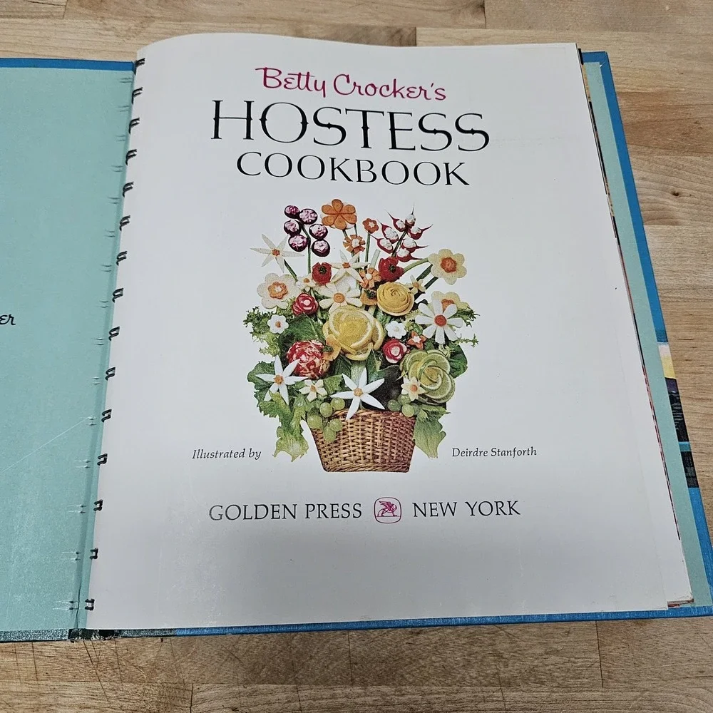 Betty Crocker's Hostess Cookbook (1967) || First Printing
